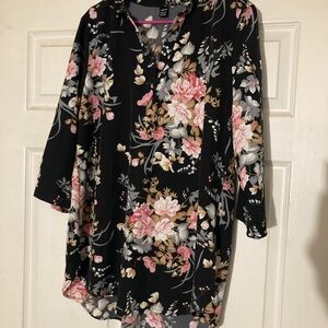 SHEIN Black Floral Kimono